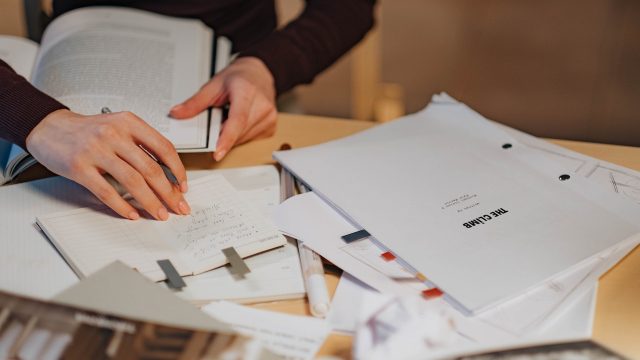 4 Cara Agar Naskahmu Dilirik Penerbit