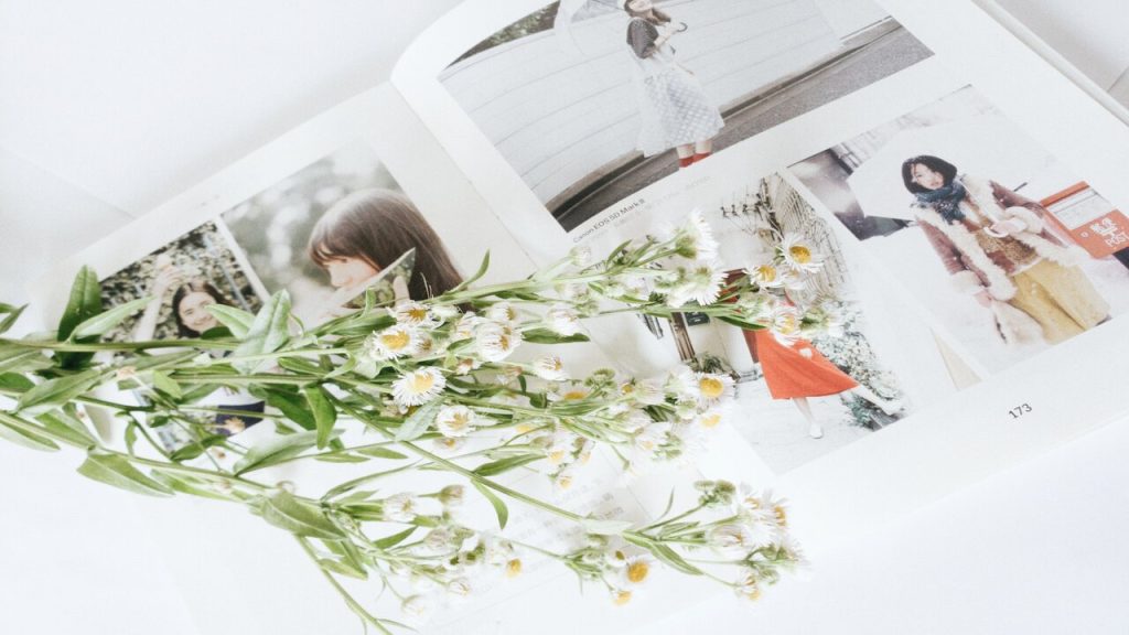 5 Jenis Kertas untuk Photobook yang Bisa Kamu Gunakan