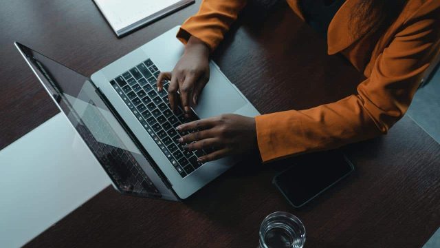 4 Peran Editor Profesional untuk Naskah Novel Milikmu