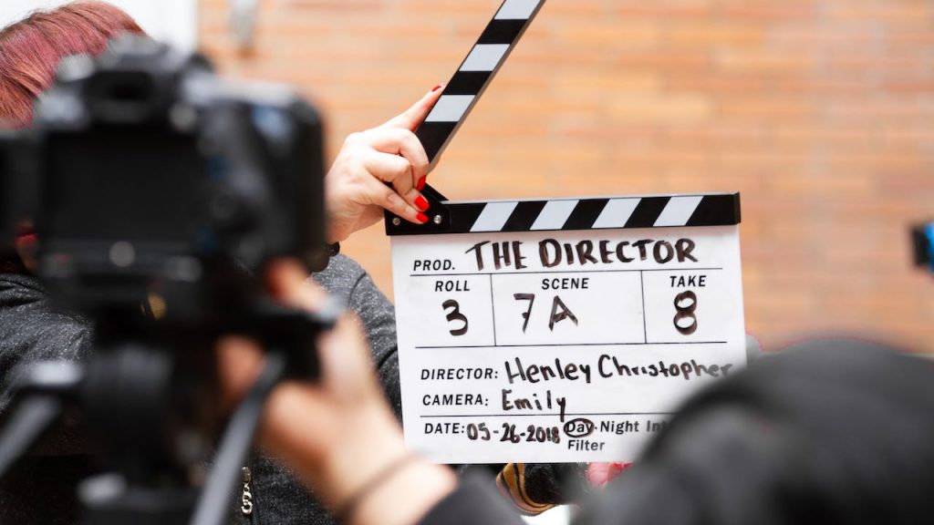 6 Tips Menang Lomba Menulis Naskah Film, dari Ide Hingga Produksi!