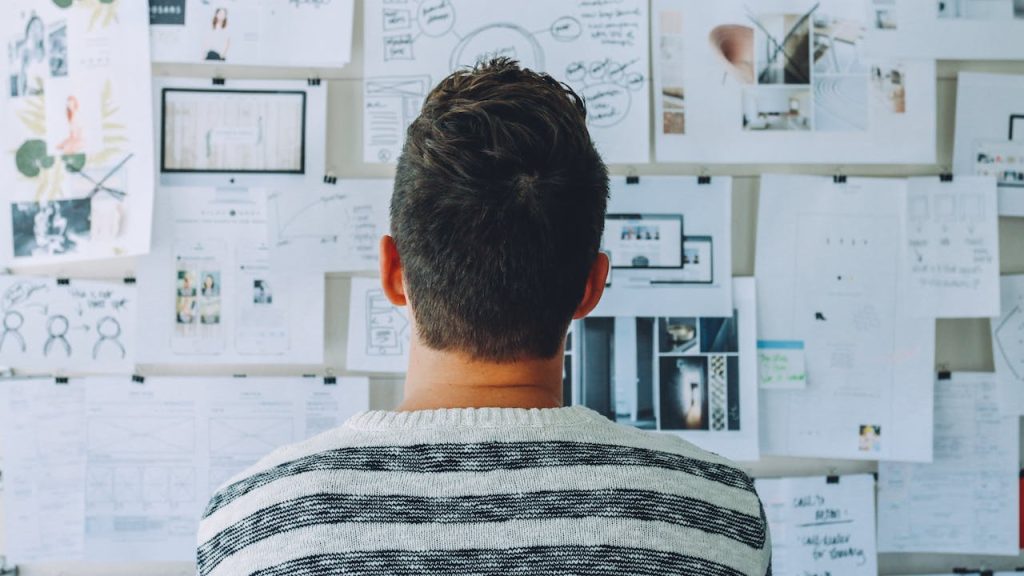 6 Tips Brainstorming Ide untuk Memperoleh Konsep Cerita Novel yang Berkualitas