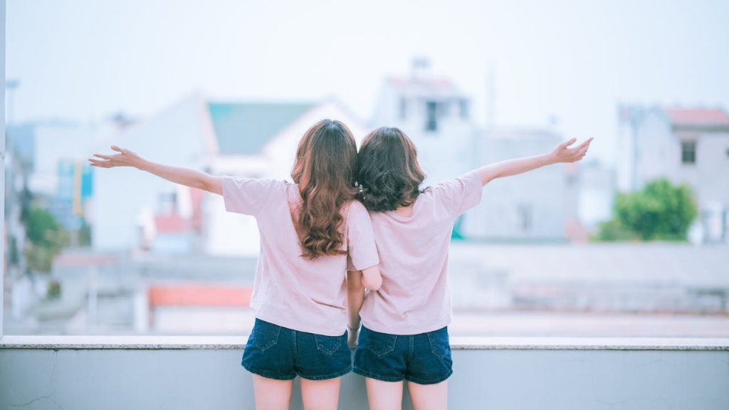 6 Tips Menulis Cerpen Persahabatan yang Menggetarkan Jiwa