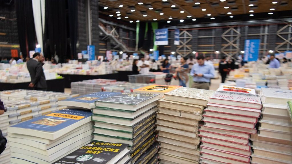 4 Tips Menulis Novel Best Seller, Penulis Harus Tahu!