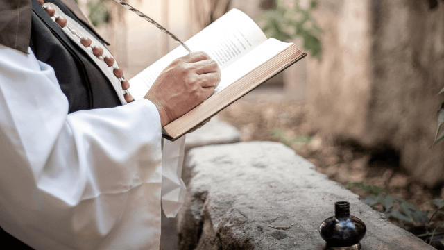 8 Tips Cerdas Menulis Quotes yang Menarik dan Autentik