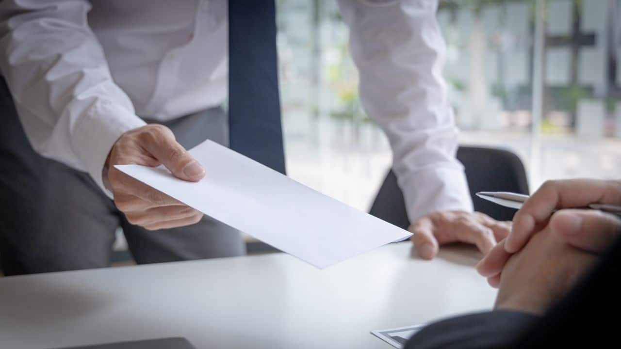 Panduan Lengkap Cara Mengundurkan Diri dari Kampus dengan Baik dan Sopan