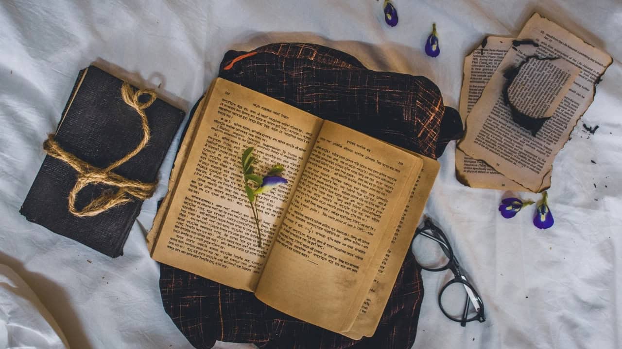 Perbedaan ISBN dan QRCBN yang Perlu Diketahui Penulis