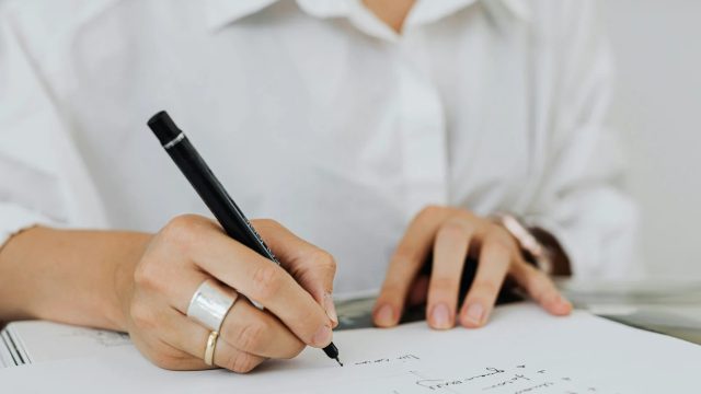 Ingin Jadi Penulis? Ini 9 Manfaat Menulis yang Perlu Kamu Ketahui