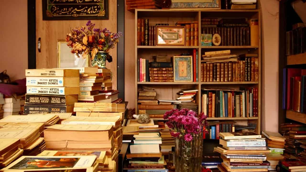 7 Tips yang Bisa Penulis Coba agar Terhindar dari Penerbit Buku Abal-Abal