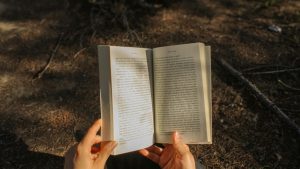 Mengenal 14 Jenis Karakter Tokoh dalam Novel yang Perlu Penulis Pahami