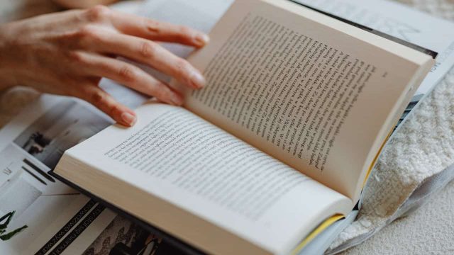 Cara Membuat Novel Kisah Sendiri dengan 9 Langkah Mudah