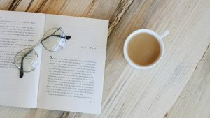 Apa Itu Buku Antologi? Yuk Kenali Pengertian, Ciri-Ciri, Jenis, hingga Manfaat Menulisnya.jpg